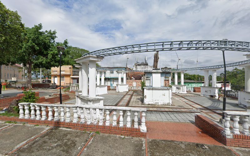 antigua Iglesia San Luís Beltrán - Lugar de interés histórico en Barrancabermeja