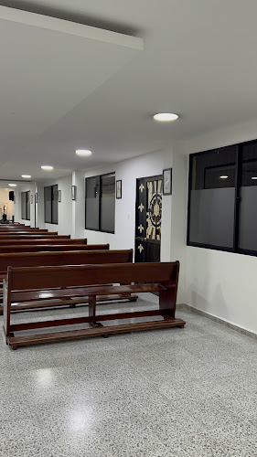 Capilla El Rosario - Iglesia en Barrancabermeja