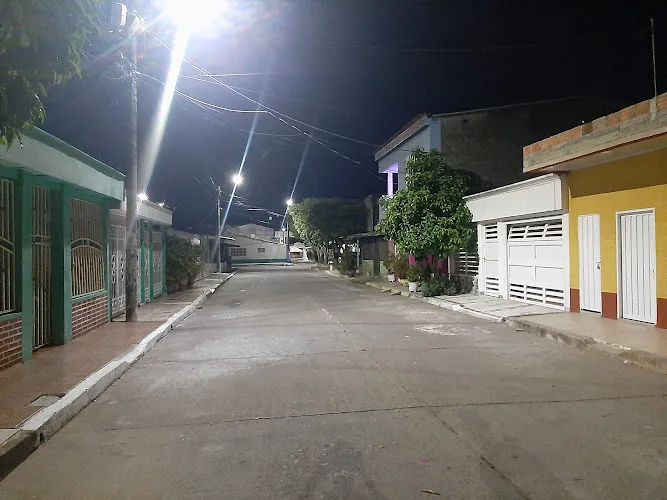 Casa cural barrio 9 de abril - Iglesia católica en Barrancabermeja