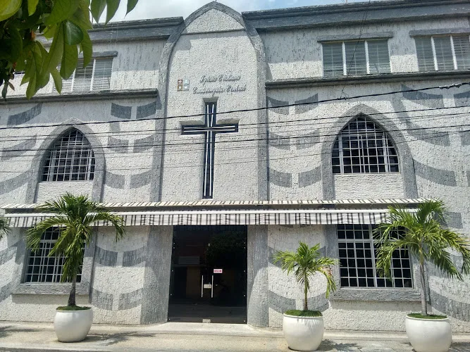 Iglesia Cristiana Cuadrangular Central - Iglesia cristiana, Lugar de culto en Barrancabermeja