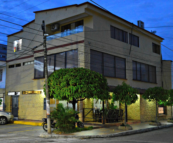 Asados Carbón de Leña - Restaurante colombiano en Barrancabermeja