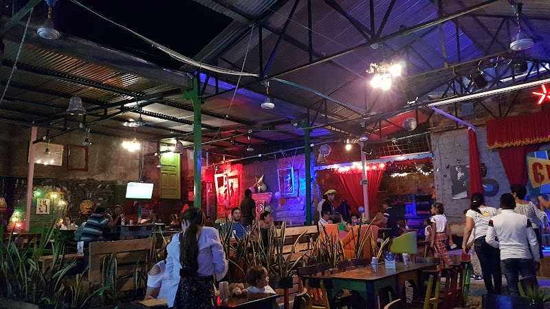 Cirkus Food Bar - Restaurante colombiano en Barrancabermeja