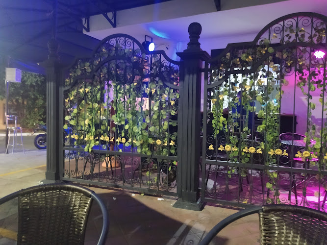 Distrito Restaurante &#038; Bar - Pub restaurante en Barrancabermeja