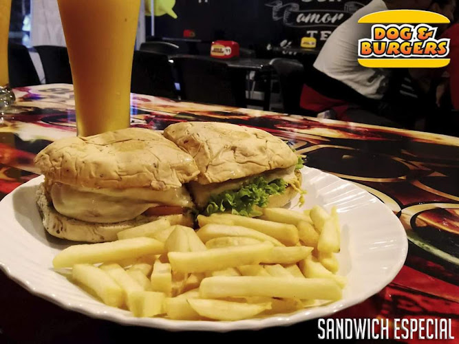 Dog &#038; Burgers La 52 - Restaurante en Barrancabermeja