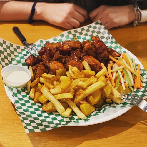 El Jardín Chicken Wings - Restaurante especializado en pollo en Barrancabermeja