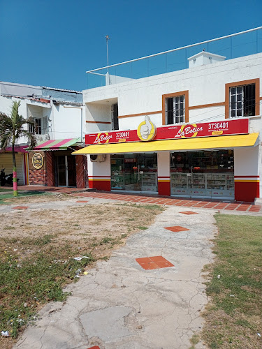 DROGAS LA BOTICA # 07 - Farmacia en Barranquilla