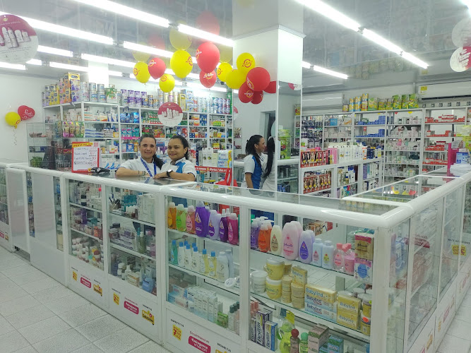 DROGAS LA BOTICA # 10 - Farmacia en Barranquilla