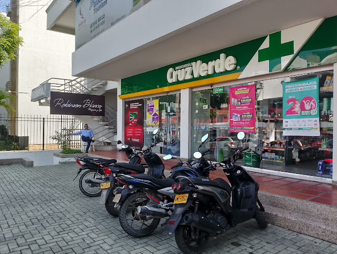 Farmacia y Droguería Cruz Verde calle 84 - Farmacia en Barranquilla