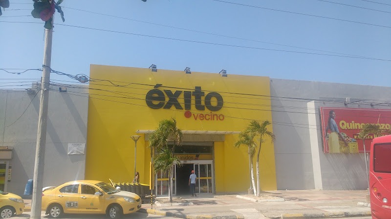 Éxito Calle 77 - Barranquilla - Ferretería en Barranquilla