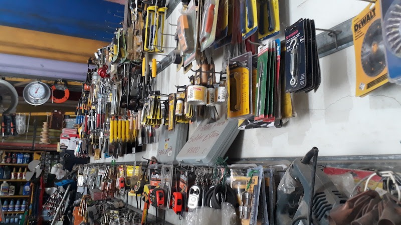 FERRETERIA LA TESALIA - Ferretería en Barranquilla