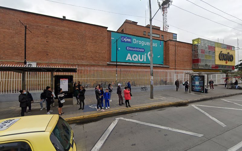 Cafam Drogueria - Farmacia en Bogotá