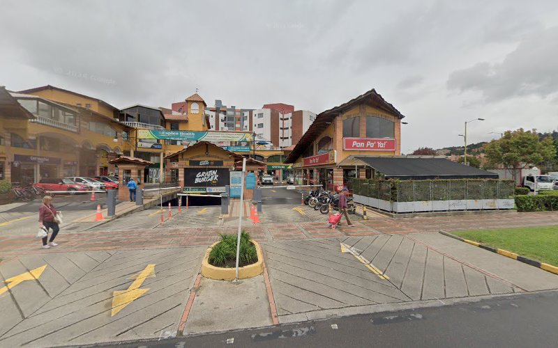 Cruz Verde Mall 138 - Farmacia en Bogotá