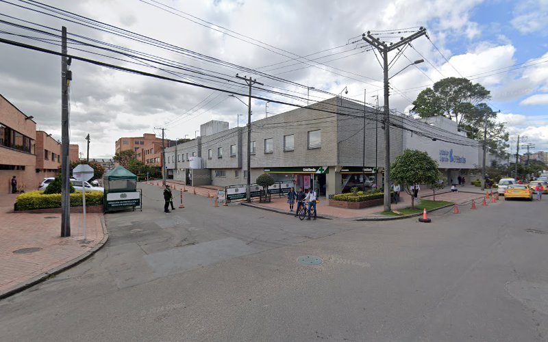 Cruz Verde Puente Aranda - Farmacia en Bogotá