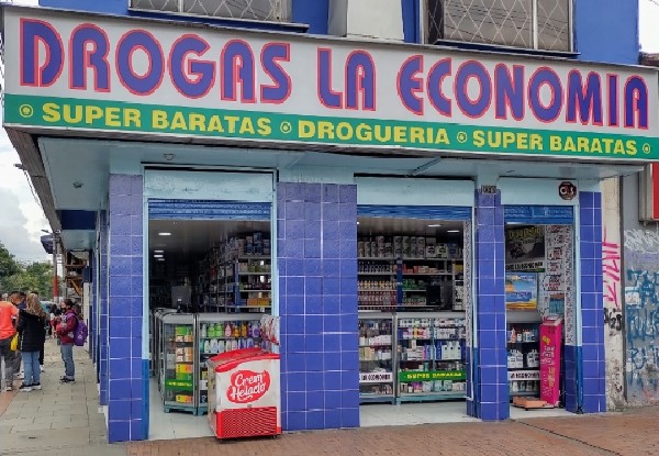 DROGAS LA ECONOMIA FONTIBON 1 - Farmacia en Bogotá