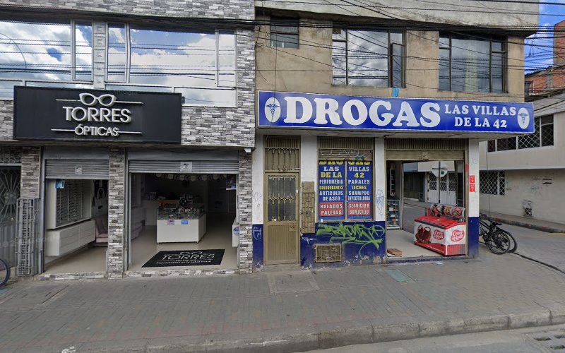 DROGAS LAS VILLAS DE LA 42 - Farmacia en Bogotá