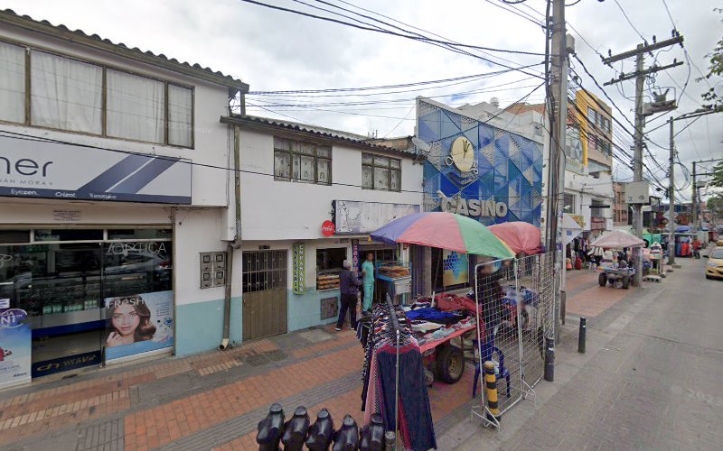 Droguera Olimpica de Suba - Farmacia en Bogotá