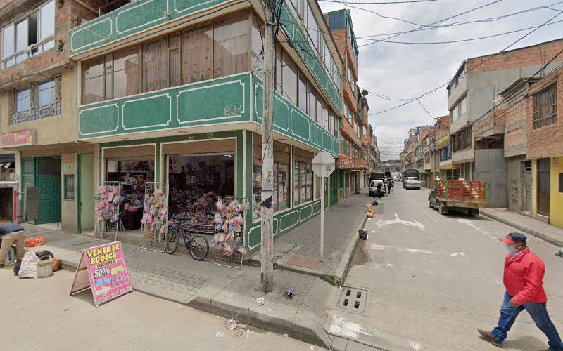 DROGUERÍA 2006 S.C - Farmacia en Bogotá