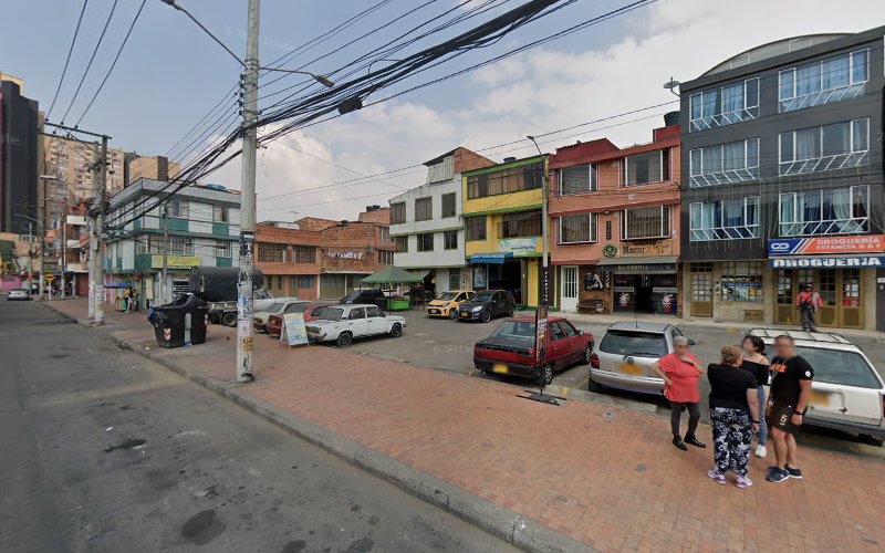 Droguería B y F Estancia - Farmacia en Bogotá