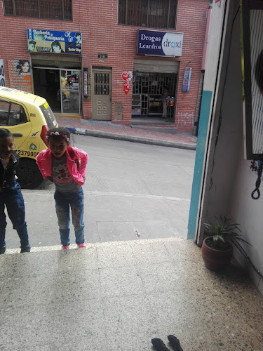 Droguería Bello Horizonte - Farmacia en Bogotá