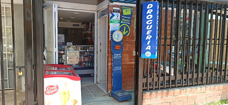 Droguería Bosques del Recreo II - Farmacia en Bogotá