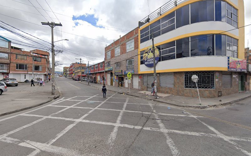 Droguería C y M - Farmacia en Bogotá