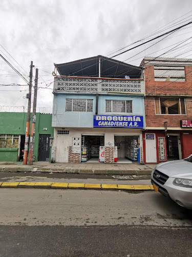 Droguería Canadiense A.R. - Farmacia en Bogotá