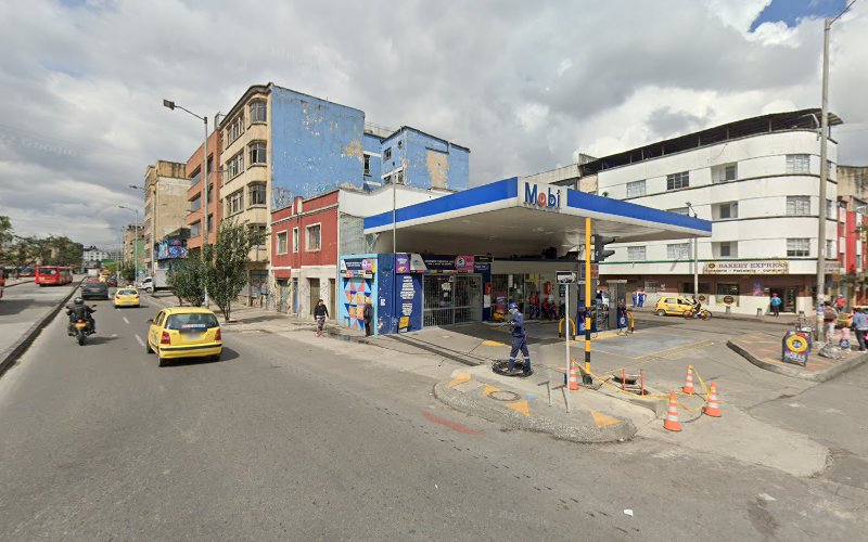 Drogueria Centralfarma de la 24 - Farmacia en Bogotá