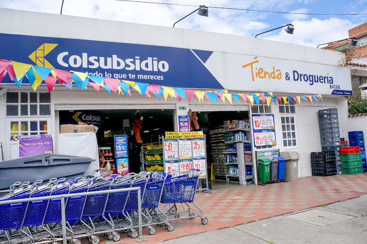 Droguería Colsubsidio Batán - Farmacia en Bogotá