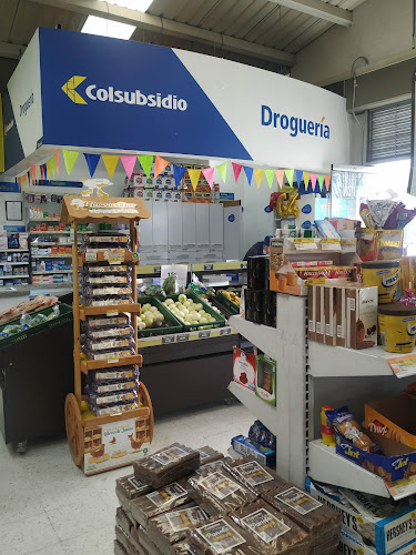Droguería Colsubsidio Boyacá Real - Farmacia en Bogotá
