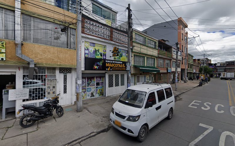 Droguería Comunal Suba - Farmacia en Bogotá