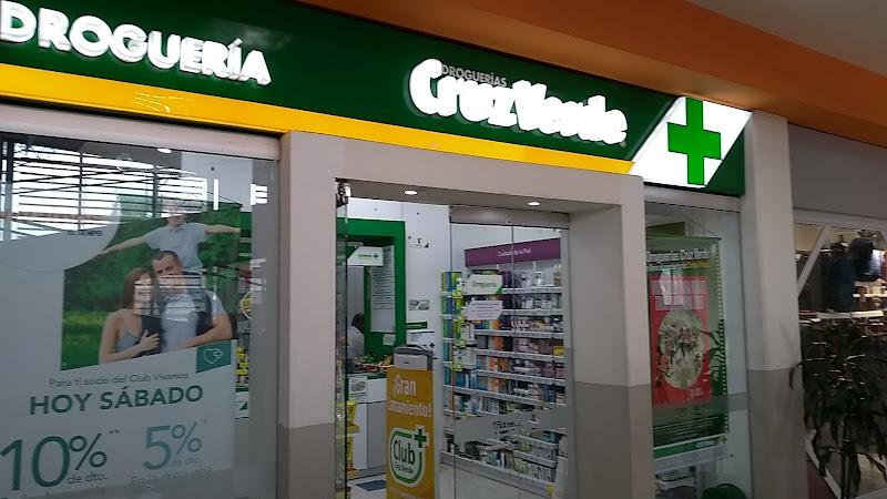Droguería Cruz Verde Metro - Farmacia en Bogotá