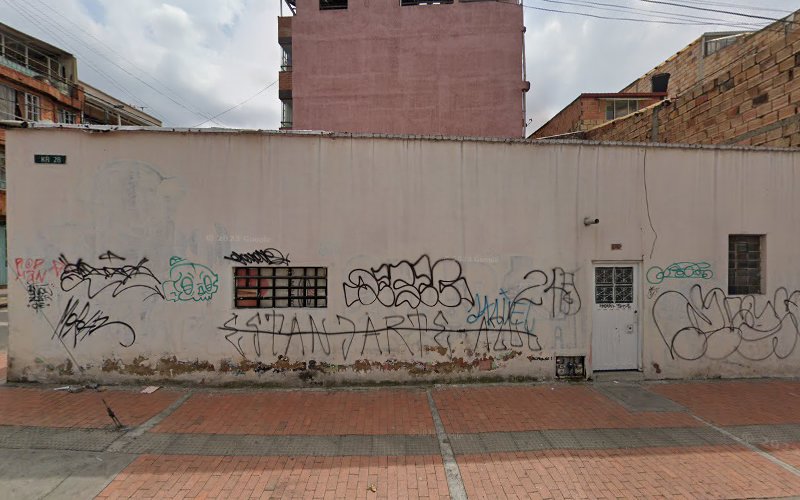 Droguería Dannys - Farmacia en Bogotá