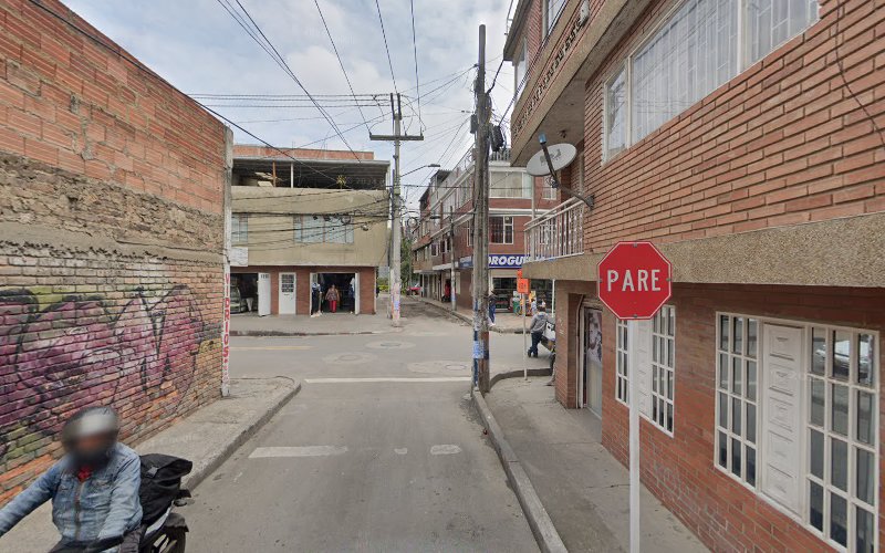 Droguería Drogas Acefam - Farmacia en Bogotá