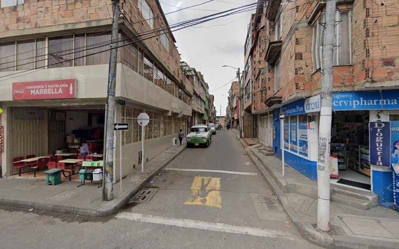 Droguería El Refugio - Farmacia en Bogotá