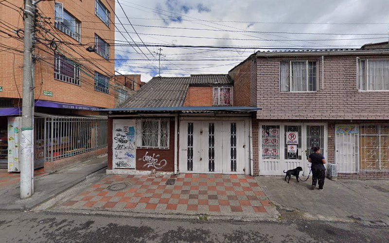 Droguería Estelar Lm - Farmacia en Bogotá