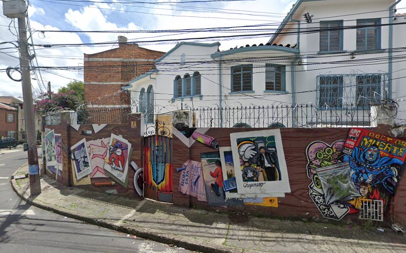 Droguería Fama - Farmacia en Bogotá