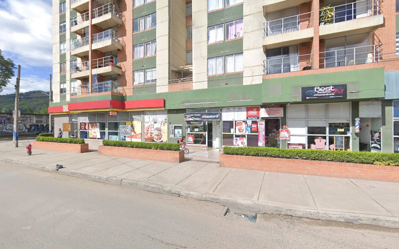 Drogueria Farma Moderna 2 - Farmacia en Bogotá