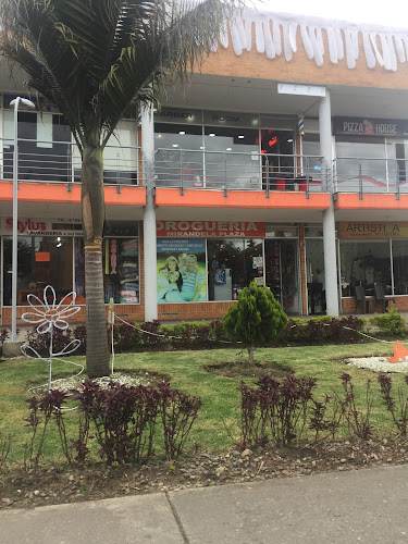 Drogueria Farmacenter Mirandela Plaza - Farmacia en Bogotá
