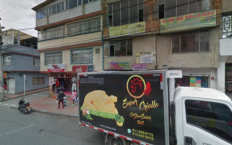 Droguería Farmakarin Jl - Farmacia en Bogotá