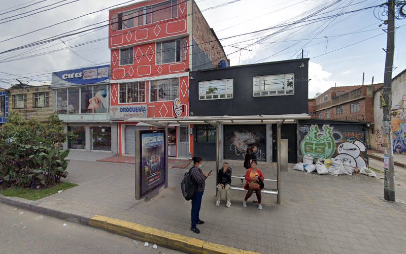 Droguería Farmatello - Farmacia en Bogotá
