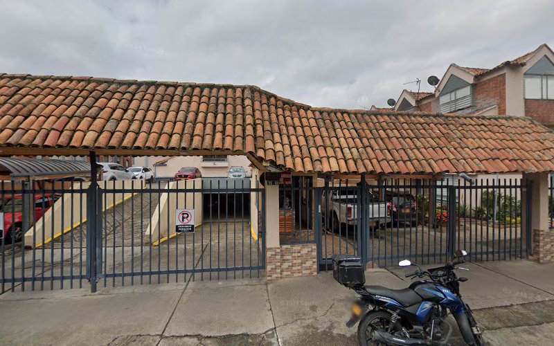 DROGUERÍA FAS - Farmacia en Bogotá