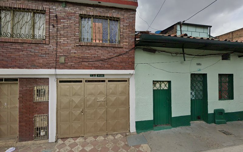 Droguería Hospitalaria La Oportuna - Farmacia en Bogotá