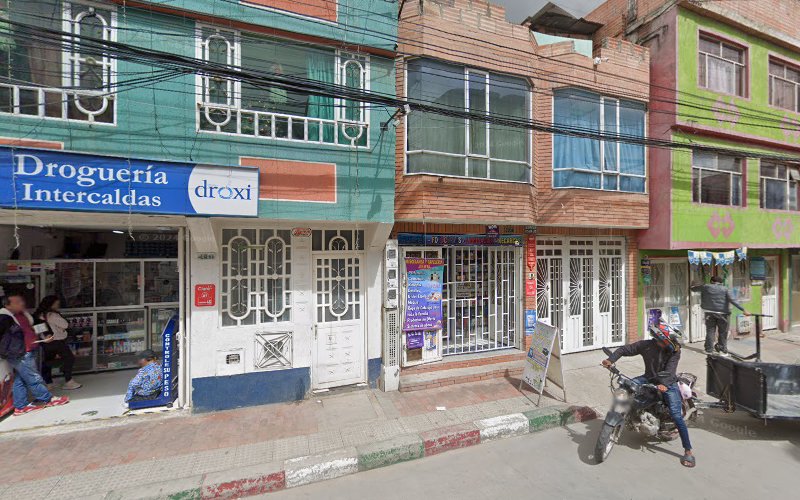 Droguería Intercaldas Droxi - Farmacia en Bogotá