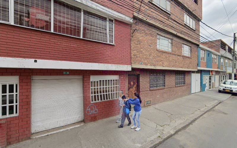 Droguería July San - Farmacia en Bogotá