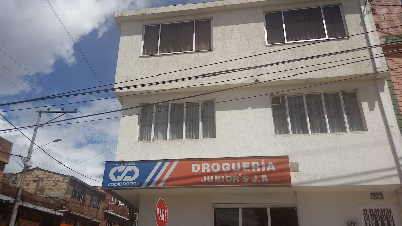 Drogueria Junior J.r - Farmacia en Bogotá