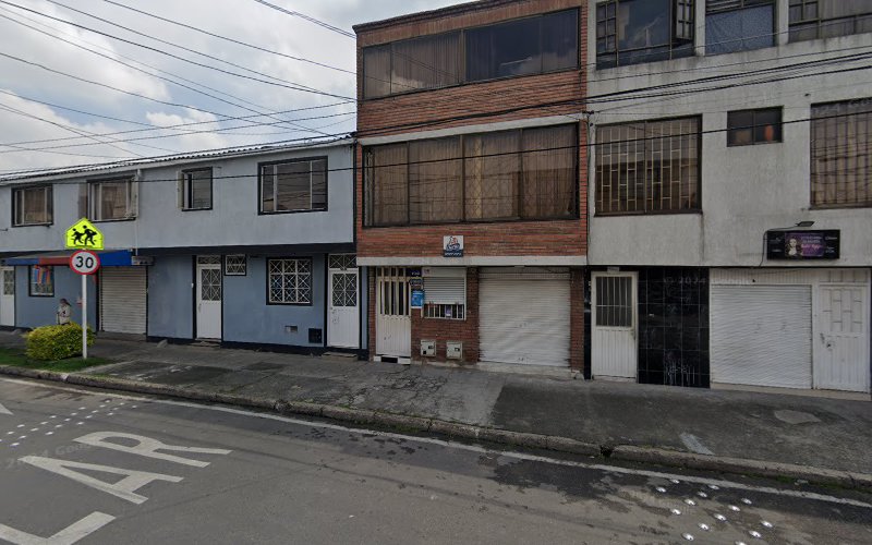 Droguería Laton Fashion - Farmacia en Bogotá