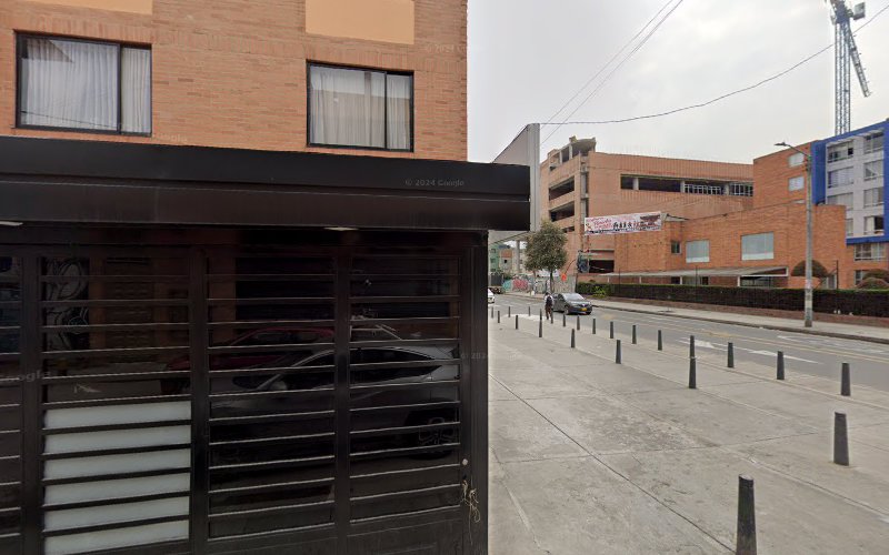 DROGUERIA Lozano Jr. - Farmacia en Bogotá