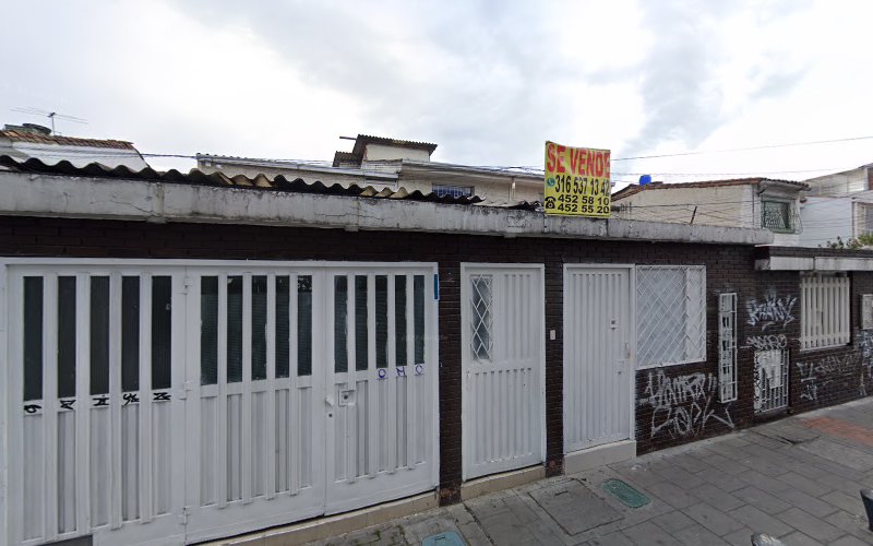 Imagen de Drogueria Minimarket Pharma Ya - Farmacia en Bogotá