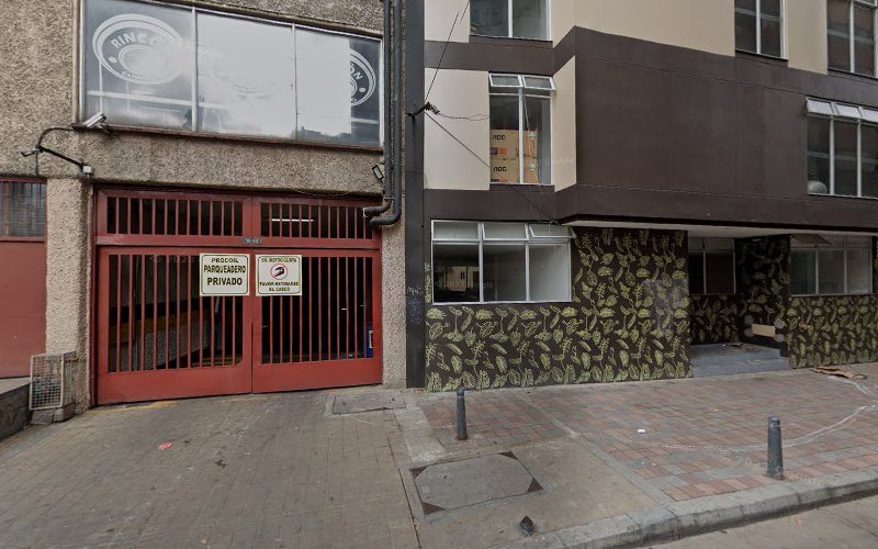 Droguería Olímpica Kr 4 Cl 18 - Farmacia en Bogotá