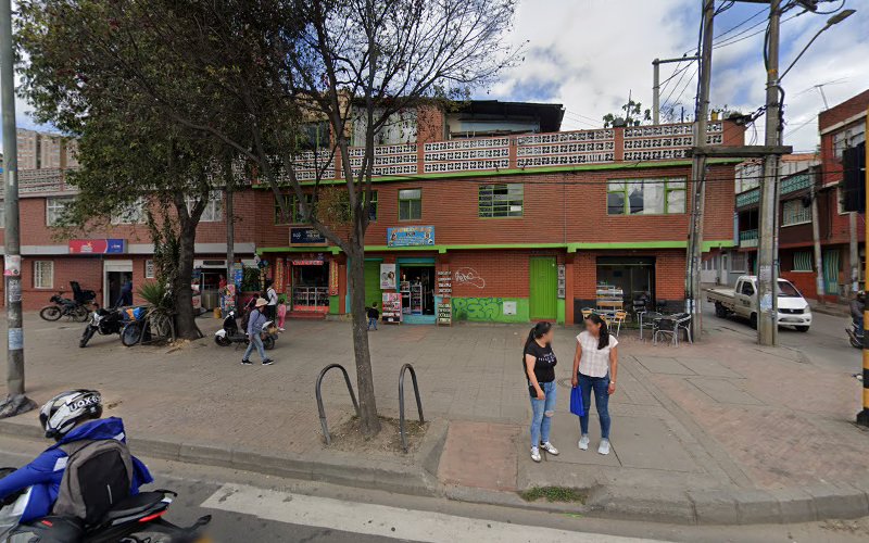 Droguería &#038; Ortopédicos M.Y.A - Farmacia en Bogotá